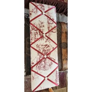 HANGING PHOTO HOLDER